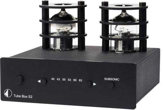 Pro-Ject Tube Box S2 Röhren Phono-Vorverstärker - Schwarz. Schwarze Röhren-Phonovorstufe, verstärkt und entzerrt Plattenspielersignale.