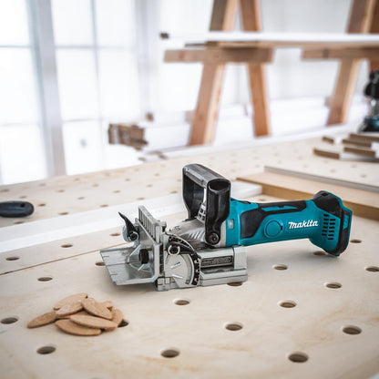 Makita DPJ180Z Akku-Nutfräse 18V – Ohne Akku & Ladegerät