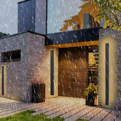 Lange Villa LED Wandleuchte – Aussen & Innen 60cm Schwarz Warmweiss