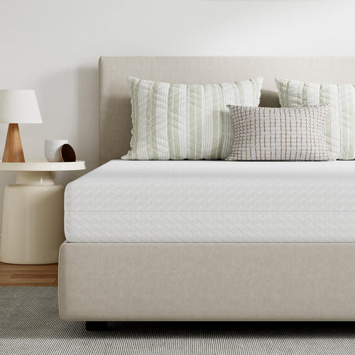 Novilla Matratze 7-Zonen Kaltschaum H3/H4 - 120x200 cm. Rechteckige, weiße Kaltschaummatratze für orthopädische Körperunterstützung.