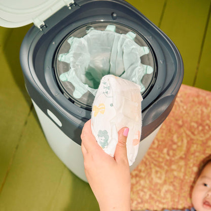 Tommee Tippee Twist & Click Windeleimer, Weiss, 6 Nachfüllkassetten
