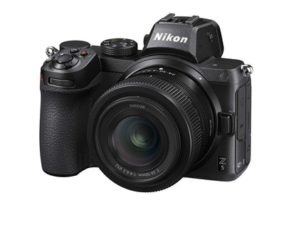 Nikon Z 5 Vollformat-Kamera mit 24-50mm VR Objektiv