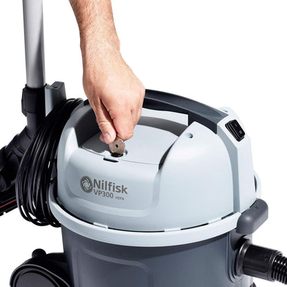 Nilfisk VP300 Pink HEPA Gewerbesauger - Sonderedition