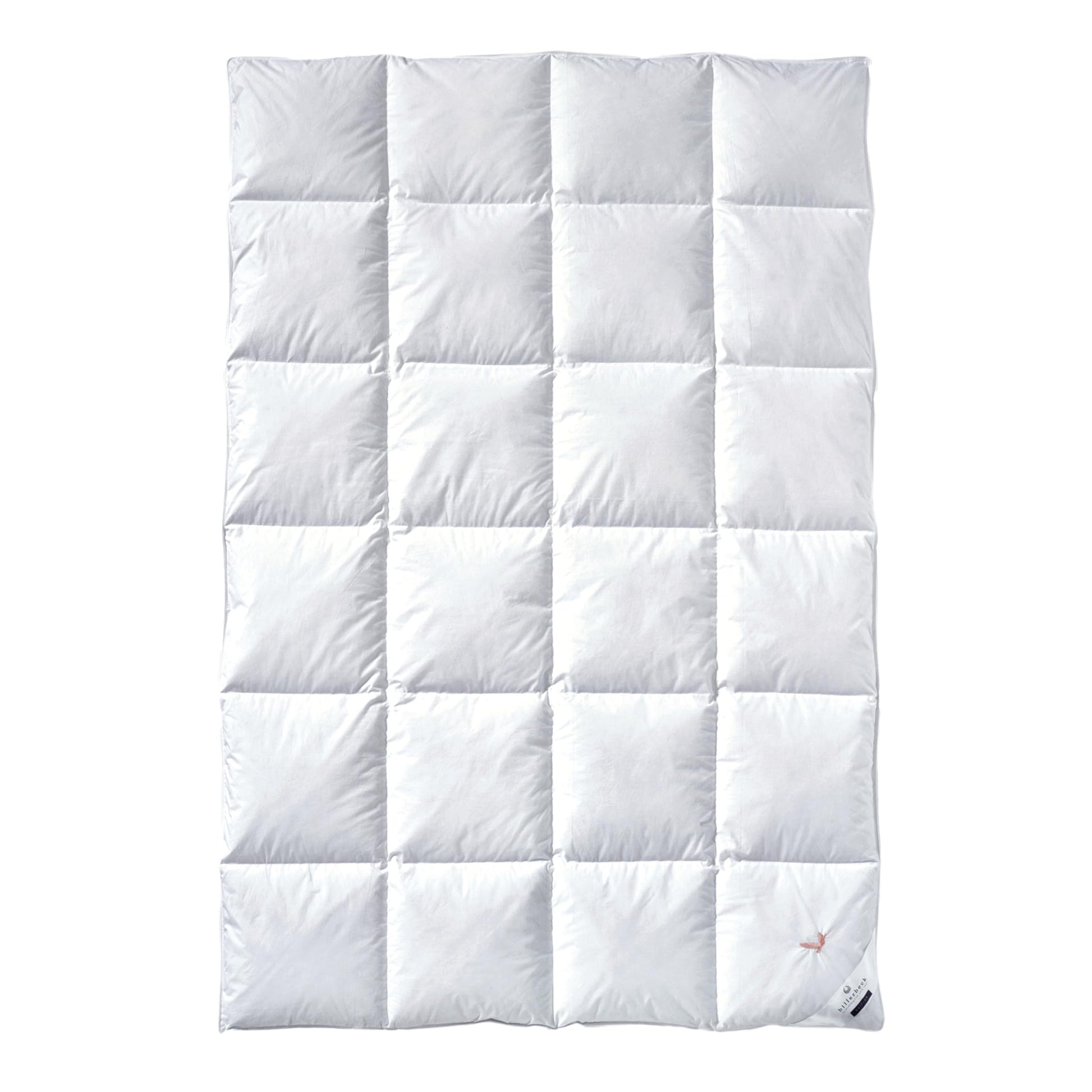 Billerbeck E04 Gold Edition Winter-Daunendecke, rechteckig, weiß und bauschig, für isolierende Wärme beim Schlaf im Winter.