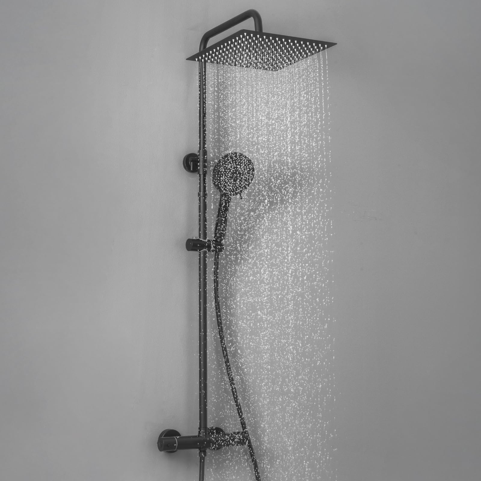 Auralum Duschsystem Thermostat 30x30 cm Regendusche - Schwarz. Schwarzer Regenduschkopf. Thermostat hält Wassertemperatur konstant.