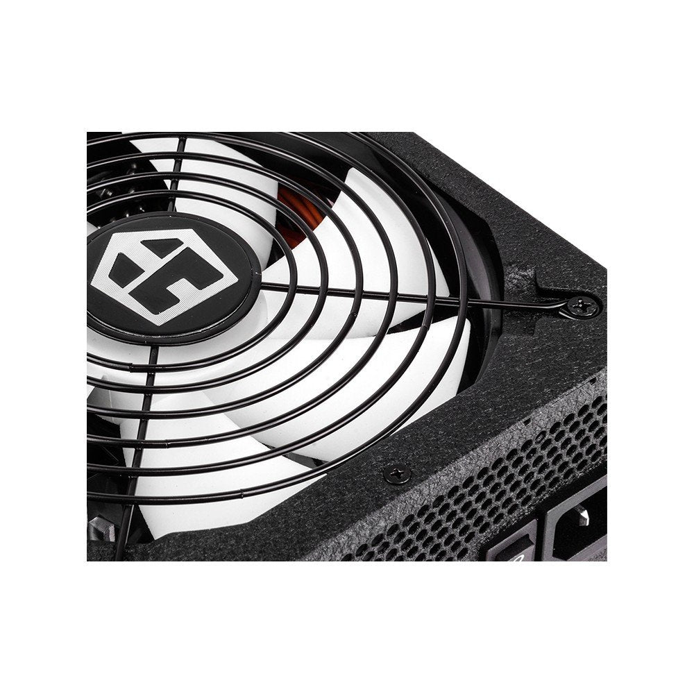 NOX Hummer 650W PC Netzteil (NXHM650BZ) - 80 Plus Bronze. Schwarzes Gerät zur Gleichstromversorgung von PC-Komponenten.