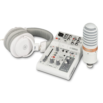 Yamaha AG03MK2 Live-Streaming Paket - Weiss. Kompaktes, weißes USB-Audio-Interface für Audioaufnahme und -mischung bei Livestreams.