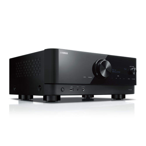 Yamaha RX-V6A Netzwerk-Receiver, schwarzes, rechteckiges Gerät. Verstärkt Audiosignale für ein 7.2-Kanal Dolby Atmos Heimkino.