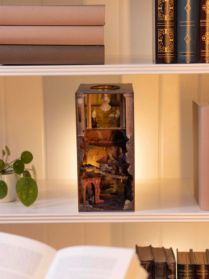 Revell Tiny Adventures Gringotts Bank Book Nook Harry Potter