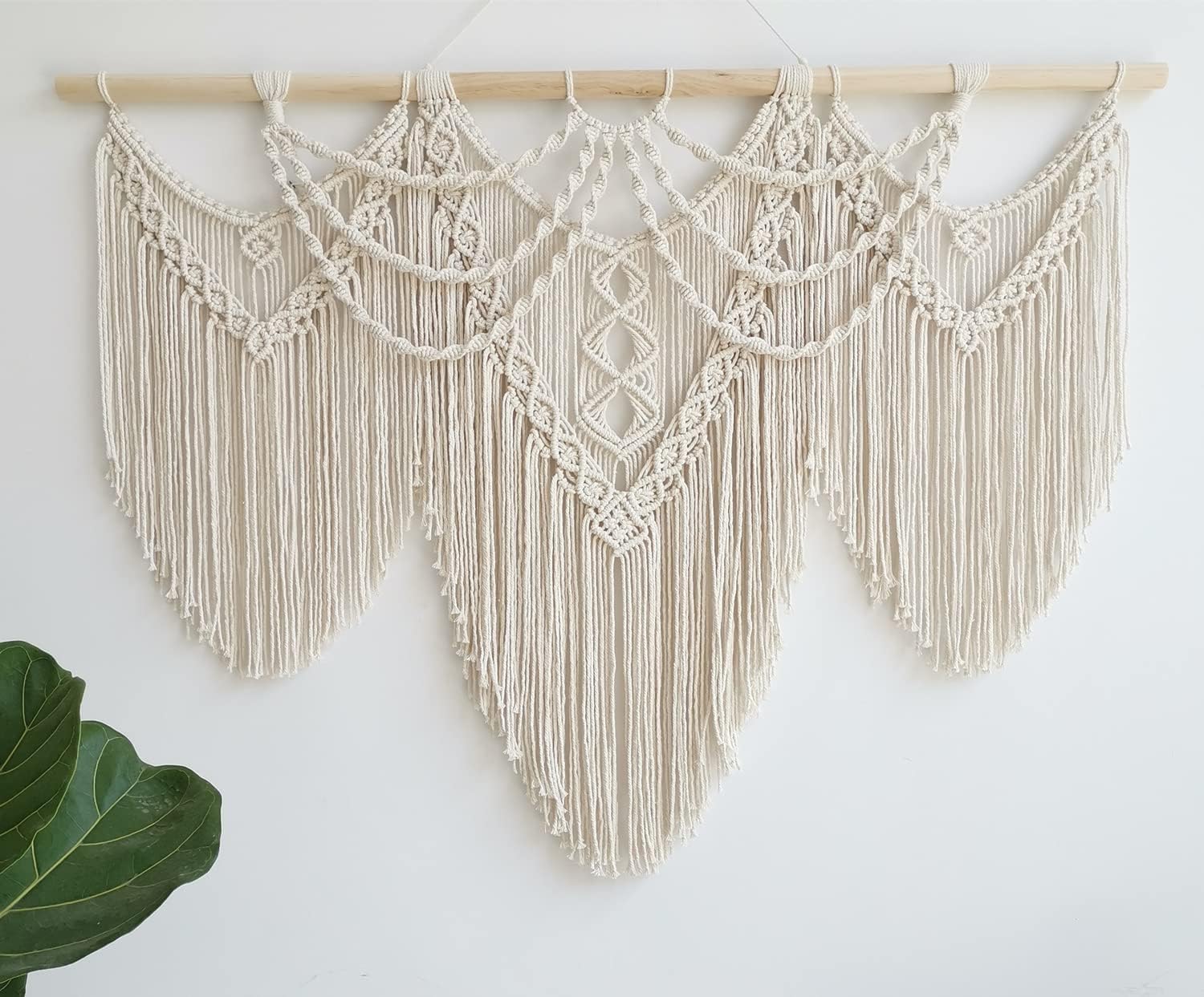 UXORSN Makramee Wandbehang Boho Wandteppich Baumwolle 110 x 82 cm, handgewebt mit Holzstab