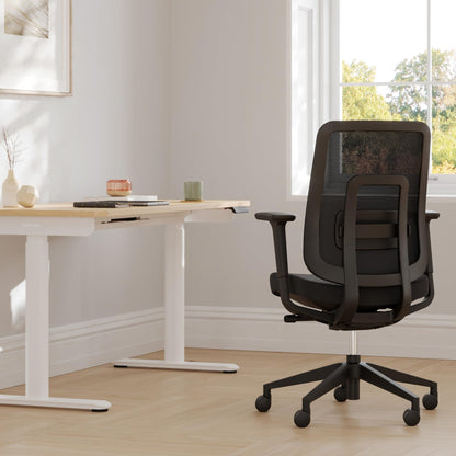 Ergotopia PureBack ergonomischer Bürostuhl – Schreibtischstuhl ergonomisch mit 4D-Armlehnen & Synchronmechanik – Für Home Office, Büro & Gaming – Bequemer Drehstuhl für gesundes Sitzen