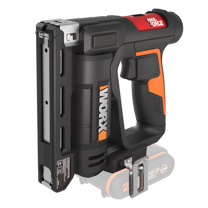 WORX NailForce Akku Nagler Tacker 20V WX843.9 – Ohne Akku. Grüner, pistolenförmiger Tacker. Setzt Nägel/Klammern.