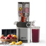 Anybear Entsafter Slow Juicer Kaltentsafter 110mm Silber. Silberner Vertikal-Entsafter mit 110mm Einfüllöffnung. Kaltentsaftet Obst und Gemüse.