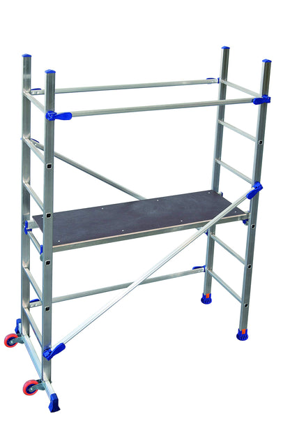 FACAL P6 Kleines Mobiles Aluminium Gerüst - Bis 2.90m. Silbernes, mobiles Aluminium-Rollgerüst für sichere Arbeitshöhen bis 2.90m.