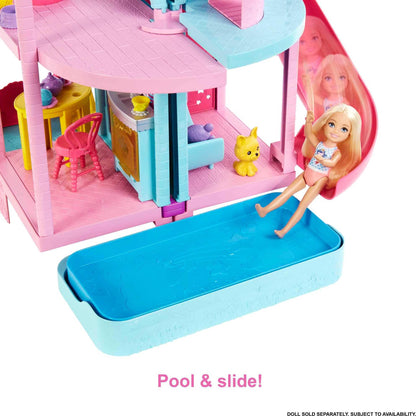 Barbie Chelsea Spielhaus HCK77 – Wandelbar, ca. 51 cm gross