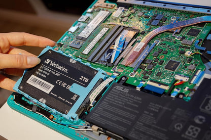 Verbatim Vi550 S3 SSD 2 TB - 2.5" SATA III intern