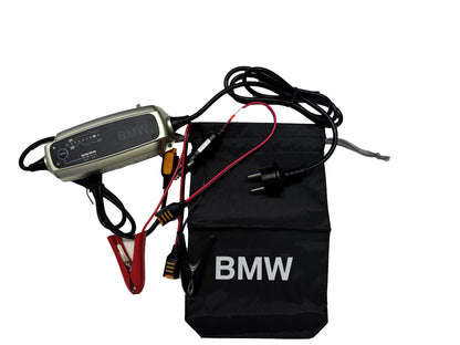 BMW Motorrad Original Batterieladegerät Plus - Teilenummer 77022470950