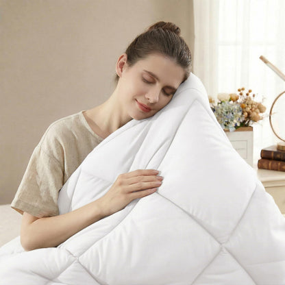 WAVVE Bettdecke 200x200 cm, 4-Jahreszeiten Steppdecke aus Mikrofaser
