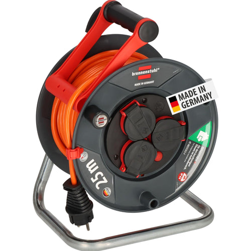 Brennenstuhl Garant V2 IP44 Kabeltrommel – 25m Outdoor. Robuste, runde Kabeltrommel mit 25m orangefarbenem Kabel zum Aufrollen im Außenbereich.