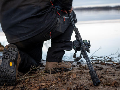 Abu Garcia MAX X Black Ops Baitcast Combo 1.98m 10-40g – Schwarz