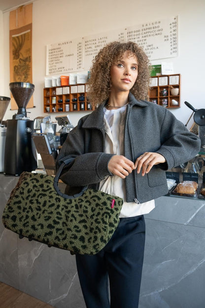 reisenthel loopshopper M teddy leo olive – Shopper aus recyceltem PET