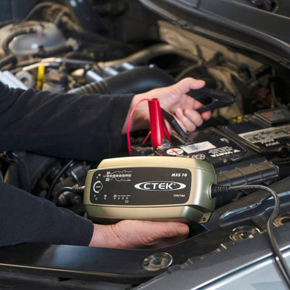CTEK MXS 10 Batterieladegerät für grössere Fahrzeugbatterien