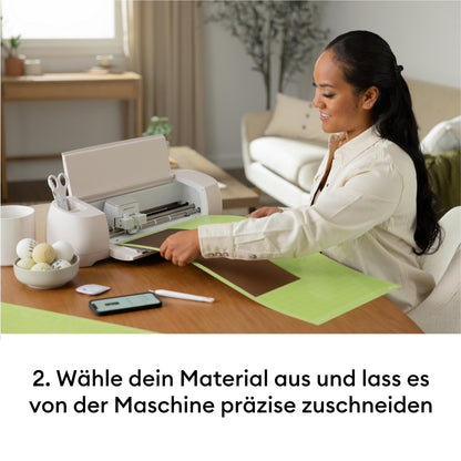Cricut Explore 4 Intelligenter Schneideplotter - Essentials-Paket