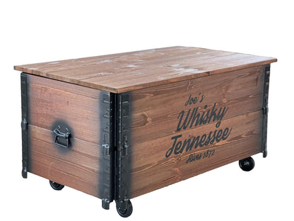 Uncle Joe's Couchtisch XL Whisky Truhe Stauraum Braun