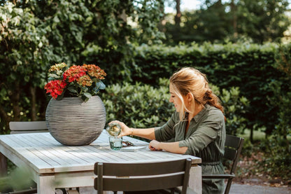Capi Europe Gefäss Kugel Rib NL Blumentopf 62x48 Anthrazit