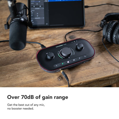Focusrite Vocaster Two Studio Podcast Audio-Interface Set