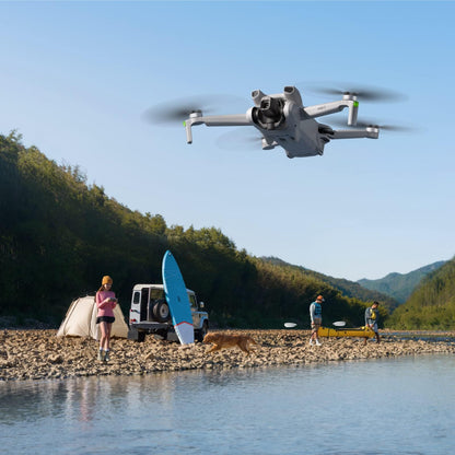DJI Mini 3 Fly More Combo (DJI RC) – Drohne mit 4K-HDR-Kamera