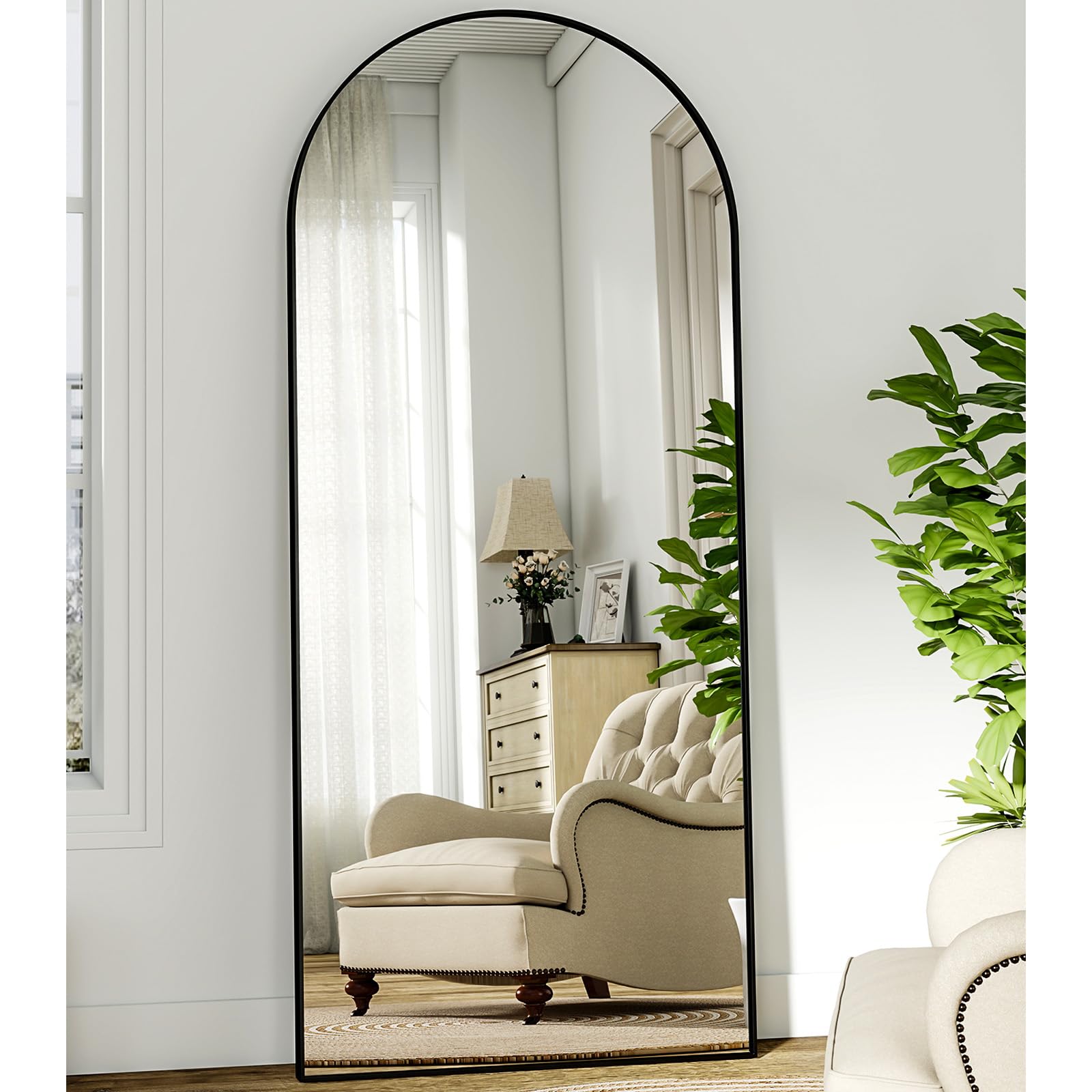 BEAUTYPEAK Ganzkörperspiegel Bogen 181x63 cm - Schwarz. Schwarz gerahmt, oben mit Bogen. Zur Betrachtung des gesamten Körpers und Outfits.