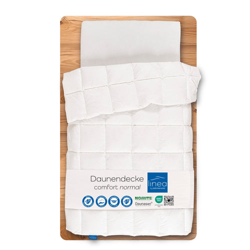 LINEA by böhmerwald Comfort Daunendecke normal 90% Daunen 135x200. Rechteckige, weiße Daunendecke. Bietet wärmeregulierenden Schlafkomfort.