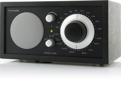 Tivoli Audio Model One UKW/MW Tischradio – Schwarz/Silber