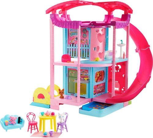 Barbie Chelsea Spielhaus HCK77, ca. 51 cm. Ein buntes, wandelbares Puppenhaus zum Einrichten und Spielen mit Barbie Chelsea Puppen.