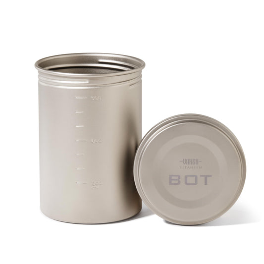 Vargo BOT Bottle Pot Outdoor-Flasche & Topf, 1L, Grau. Graue Flaschenform. Dient als Trinkflasche und Kochtopf für Outdoor-Aktivitäten.