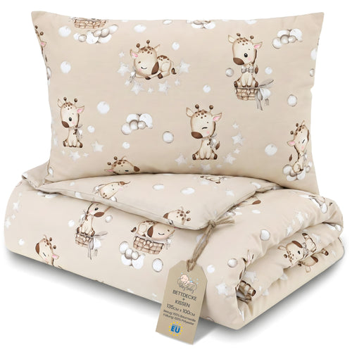 Totsy Baby Kinderbettdecke Set 100x135 cm mit Kissen aus Baumwolle, zweiteilig mit Giraffenmotiv