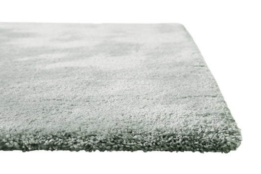 Homie Living PISA Hochflor-Teppich 160x230cm Hellgrau-Grün. Rechteckiger, hellgrau-grüner Hochflor-Teppich als weicher Bodenbelag.