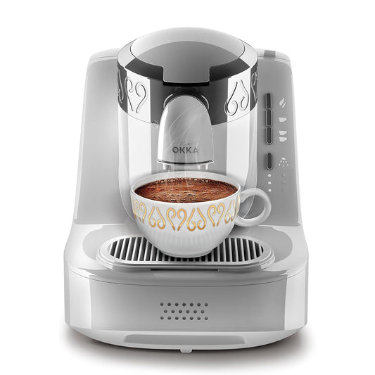 Arzum Okka Türkische Kaffeemaschine – Kompakt 2 Tassen. Kompaktes Gerät in Schwarz oder Silber. Brüht bis zu 2 Tassen türkischen Kaffee.