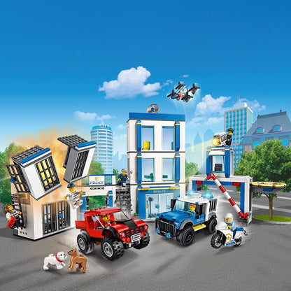 LEGO City Polizeistation 60246 - Polizei Spielset