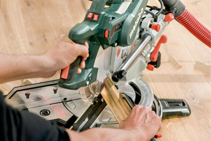 Metabo KGSV 72 XACT SYM Kappsäge – Präzision & Zugfunktion