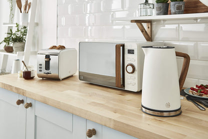 Swan Nordic Frühstücksset – Wasserkocher, Toaster, Mikrowelle Weiss