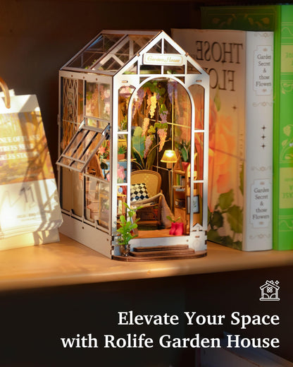 Rolife Book Nook Kit, DIY Miniaturhaus aus Holz mit LED-Licht