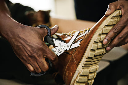 Leatherman Raptor Rescue Notfallschere mit Gurtschneider - Rot/Schwarz