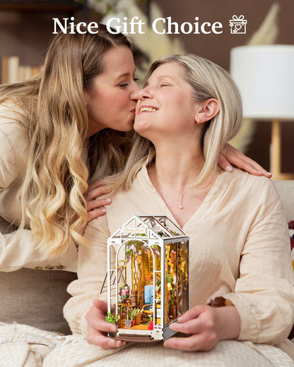 Rolife Book Nook Kit, DIY Miniaturhaus aus Holz mit LED-Licht