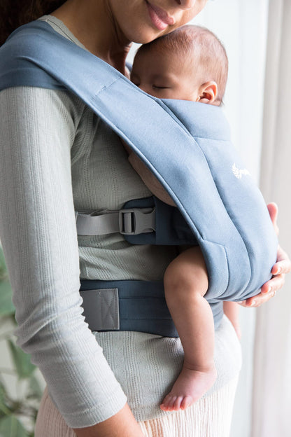 Ergobaby Embrace Babytrage - Oxford Blau