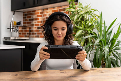 WD_BLACK SN7100 NVMe SSD High-Performance Gaming 2 TB