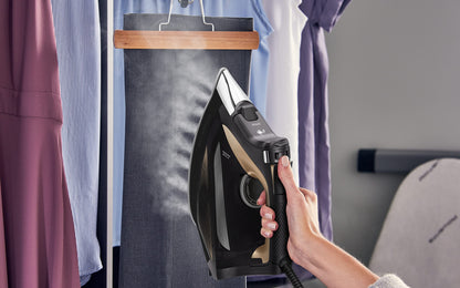 Rowenta Focus Excel DW5325 Dampfbügeleisen – schwarz/kupfer