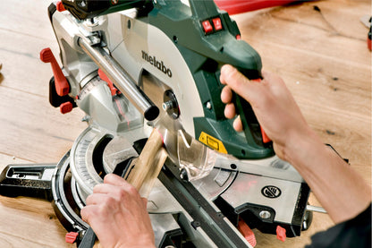 Metabo KGSV 72 XACT SYM Kappsäge – Präzision & Zugfunktion
