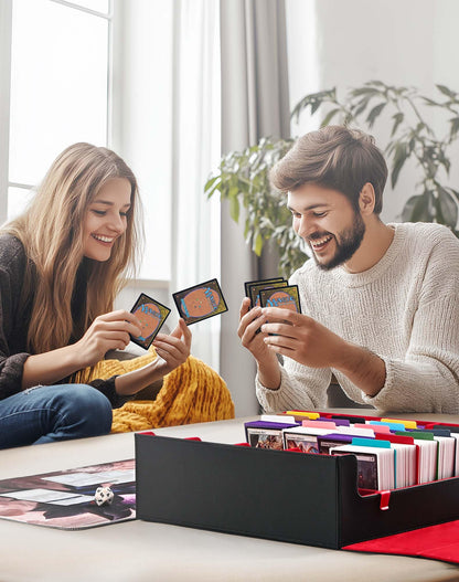 UAONO Kartenaufbewahrungsbox für 2400+ Trading Cards, schwarz-rot